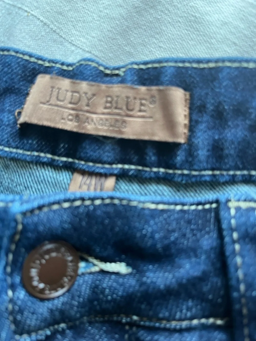 Judy Blue Woman’s Spandex Relaxed Dark Blue Denim Jeans Wide Leg Size 14W - Picture 4 of 11